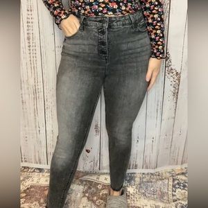 Old Navy Rockstar Super Skinny Jeans